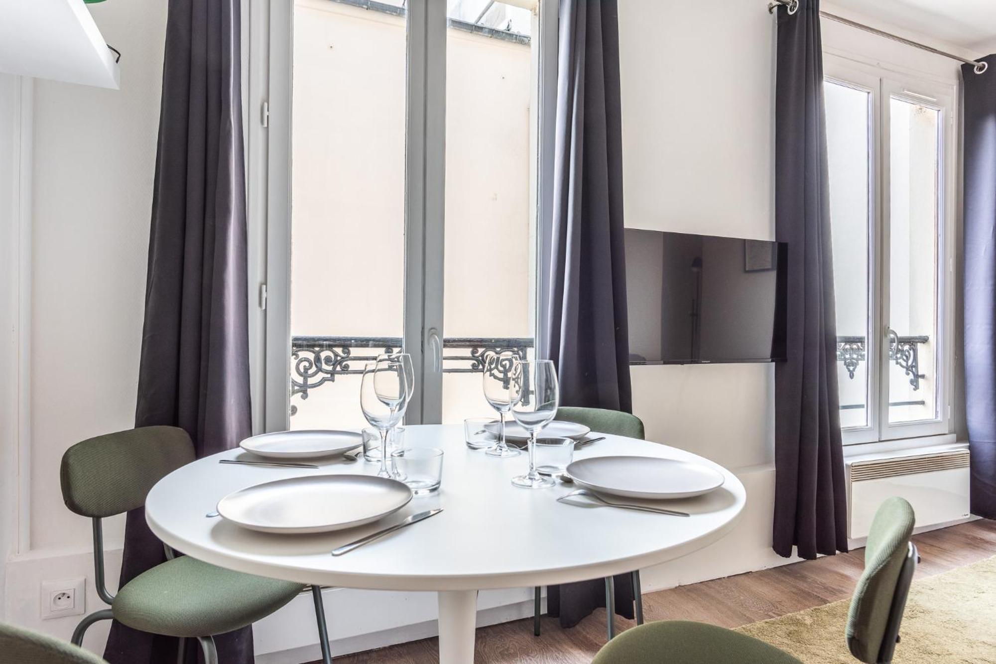 Charming Apartment - Atelier Lumieres - 4 Guests Paris Luaran gambar