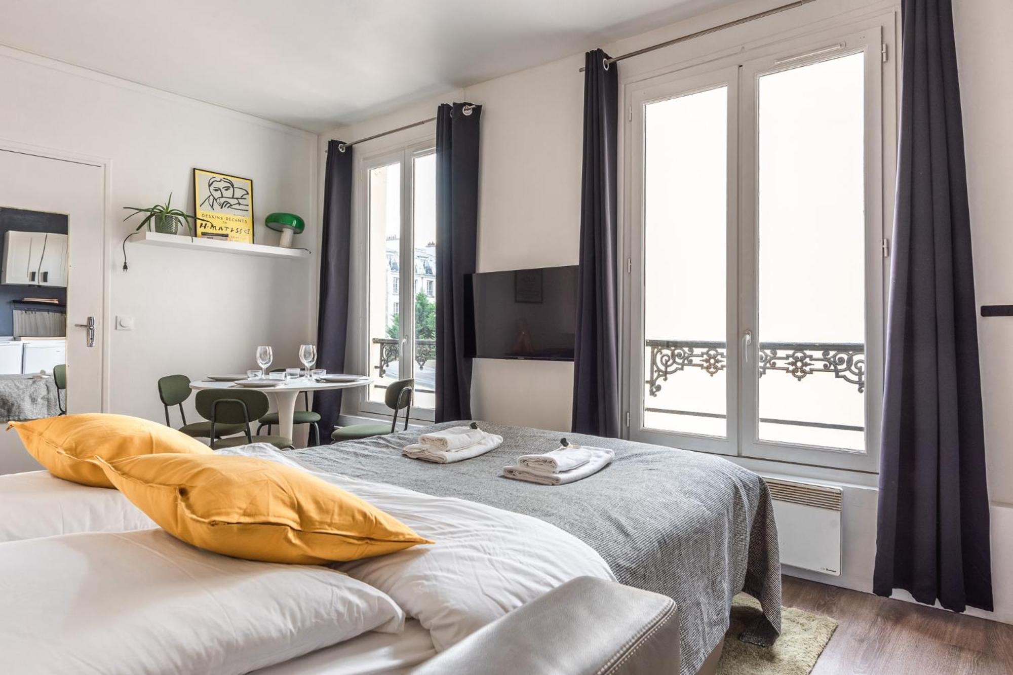 Charming Apartment - Atelier Lumieres - 4 Guests Paris Luaran gambar
