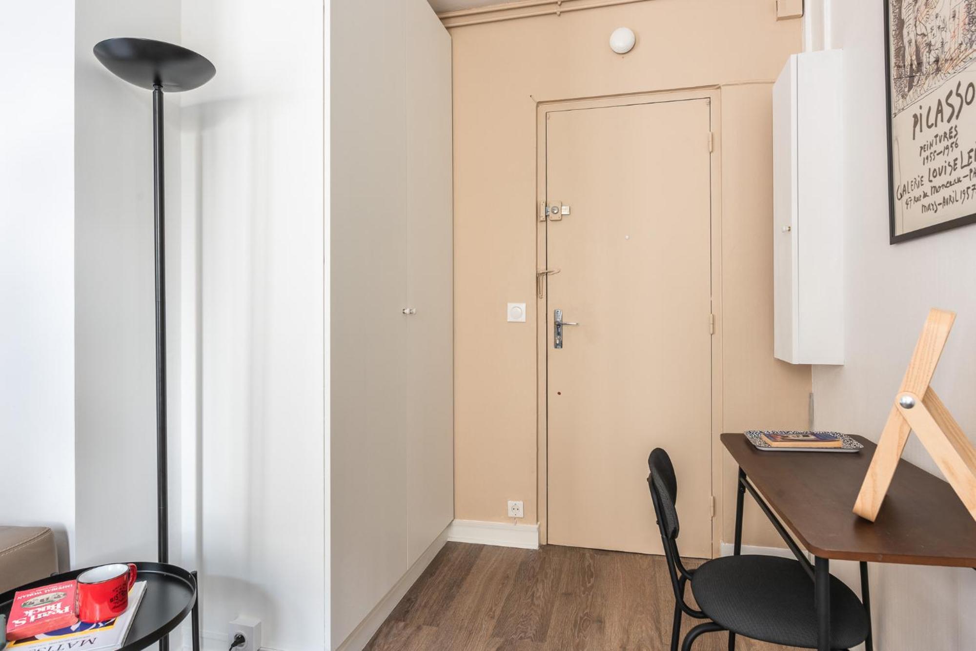 Charming Apartment - Atelier Lumieres - 4 Guests Paris Luaran gambar